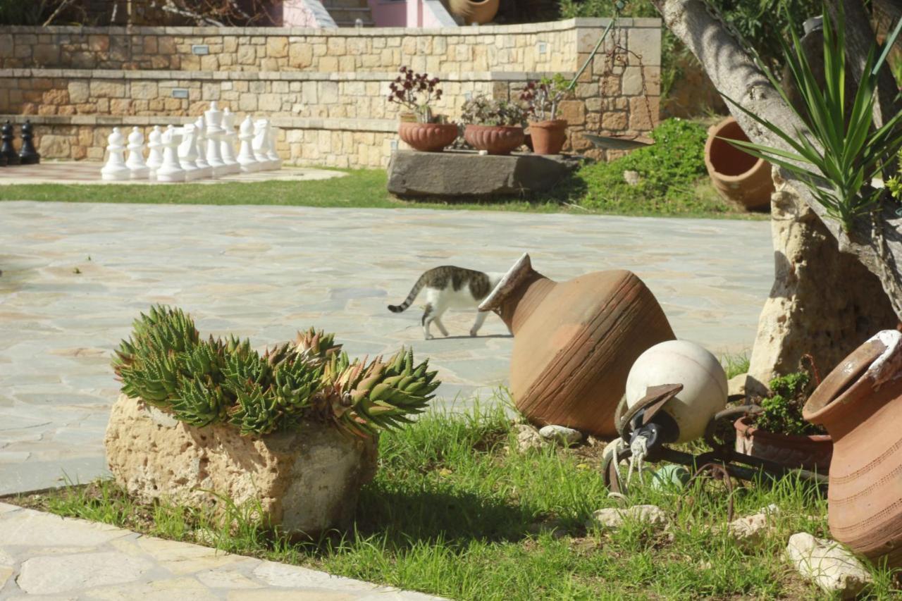 אפרטהוטל סובאלה Irides מראה חיצוני תמונה