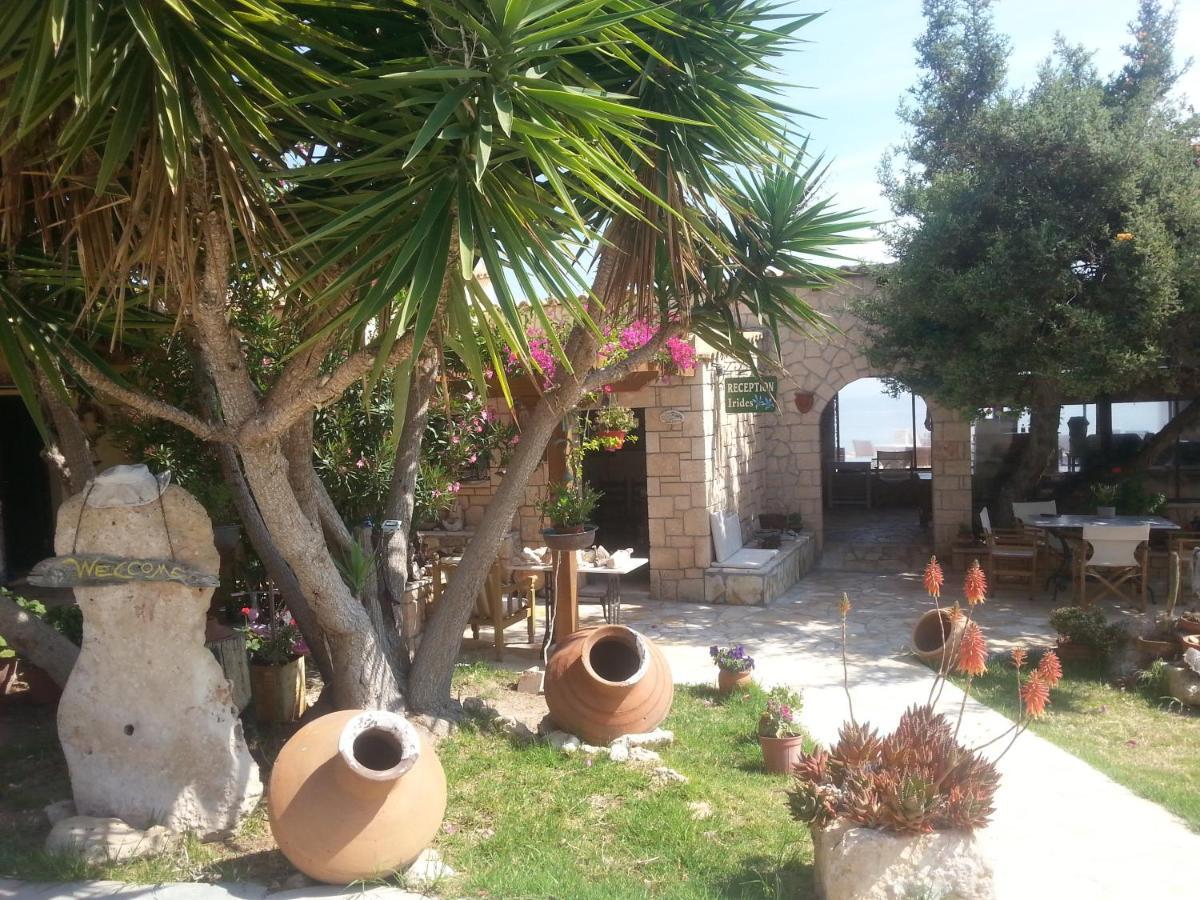 אפרטהוטל סובאלה Irides חדר תמונה